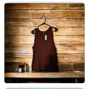 Old Navy Ladies Luxe XL Burgandy Tank Top. New with tag.